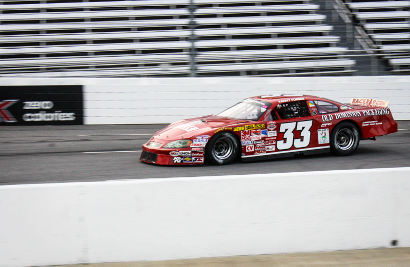 Illustration for article titled Turning a blank Latemodel Stock Car into a Beautiful 2014 Corvette